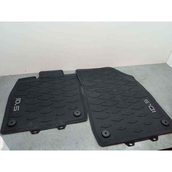Recambio de alfombras para volkswagen id.3 (e11) referencia OEM IAM 11E05150082V DELANTERA Y TRASERA DE GOMA