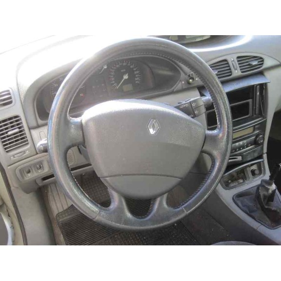 renault laguna ii (bg0) del año 2002