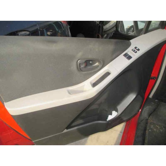 toyota yaris del año 2009