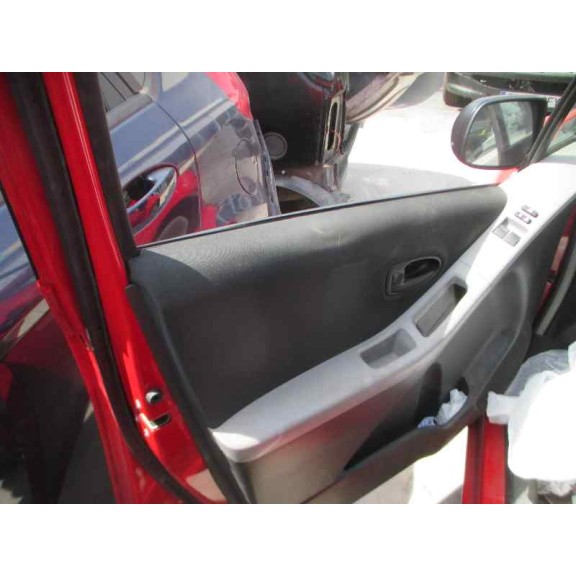 toyota yaris del año 2009