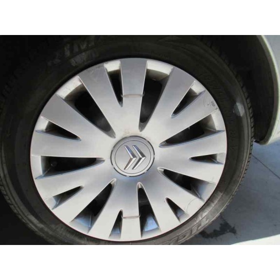 citroën xsara berlina del año 2002