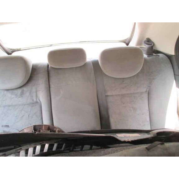 citroën xsara berlina del año 2002