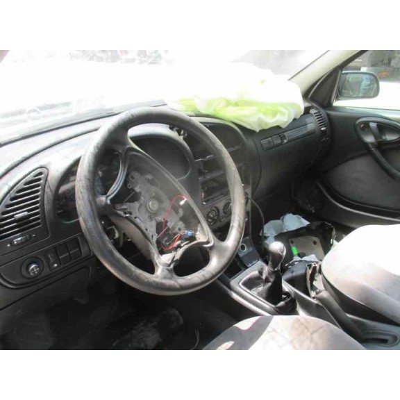 citroën xsara berlina del año 2002