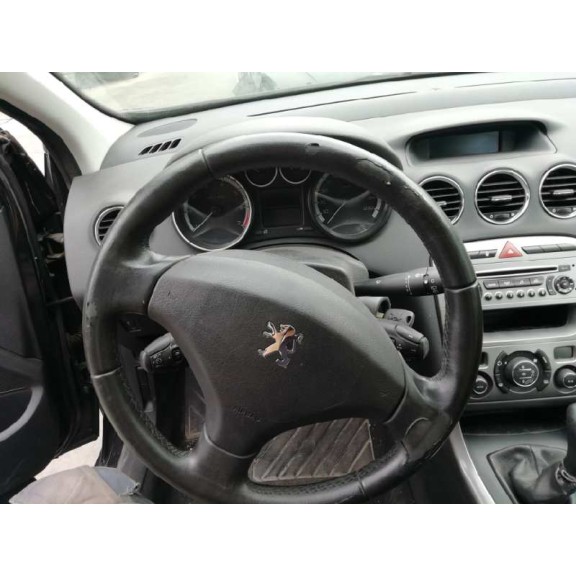 peugeot 308 del año 2008