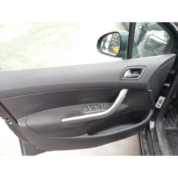 peugeot 308 del año 2008