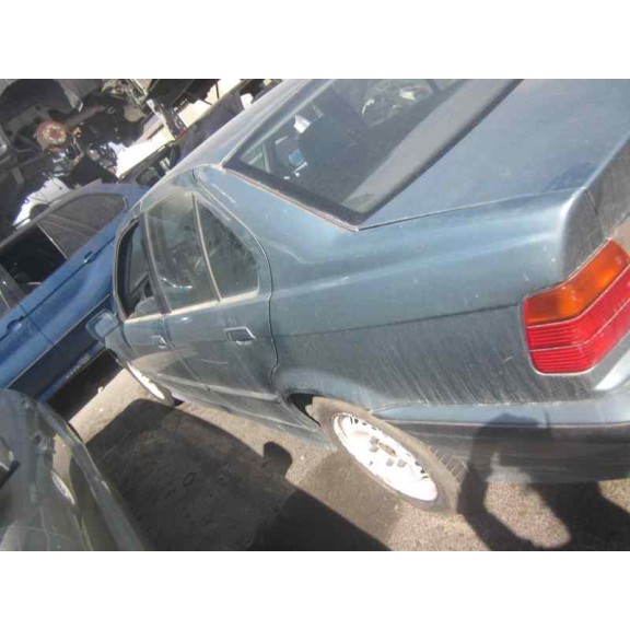 bmw serie 3 berlina (e36) del año 2002