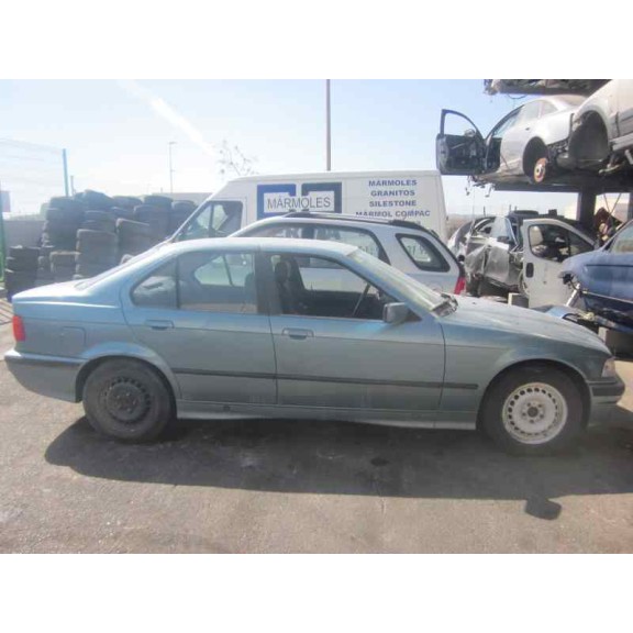 bmw serie 3 berlina (e36) del año 2002