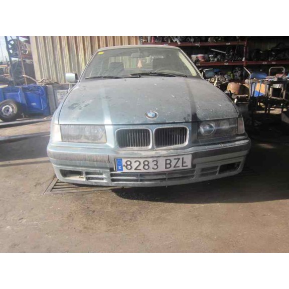 bmw serie 3 berlina (e36) del año 2002
