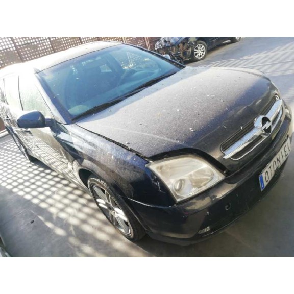 opel vectra c berlina del año 2004
