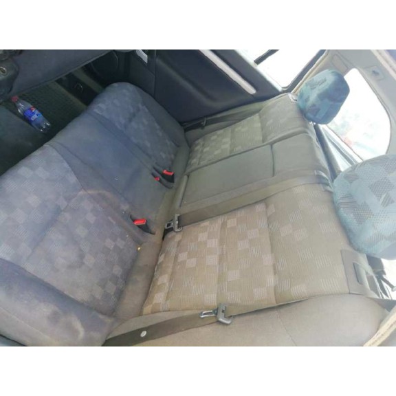 opel vectra c berlina del año 2004