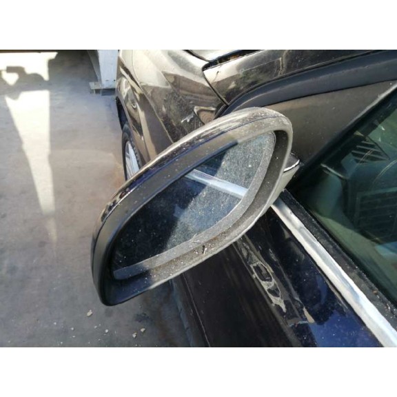 opel vectra c berlina del año 2004