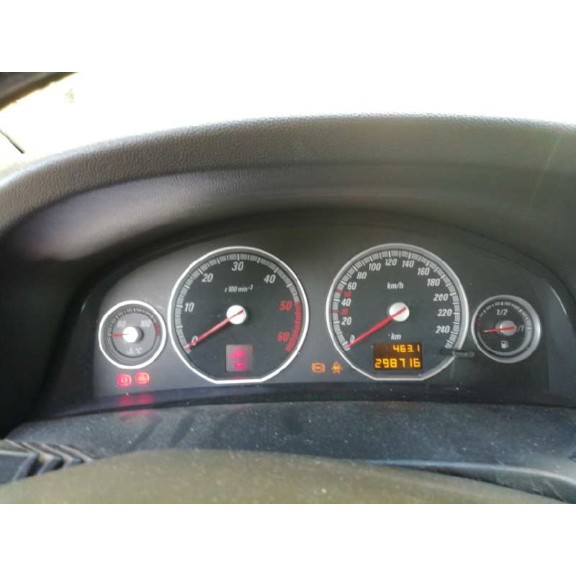 opel vectra c berlina del año 2004