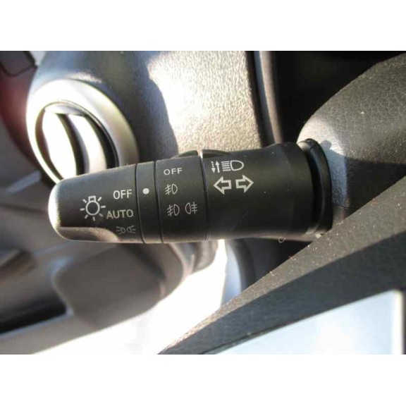 nissan note (e11e) del año 2012