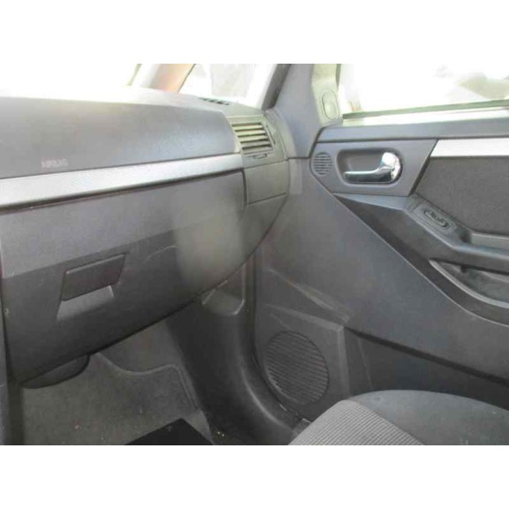 opel meriva del año 2003