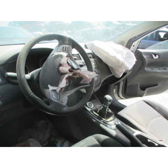 nissan pulsar (c13) del año 2015