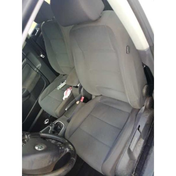 volkswagen golf v berlina (1k1) del año 2006