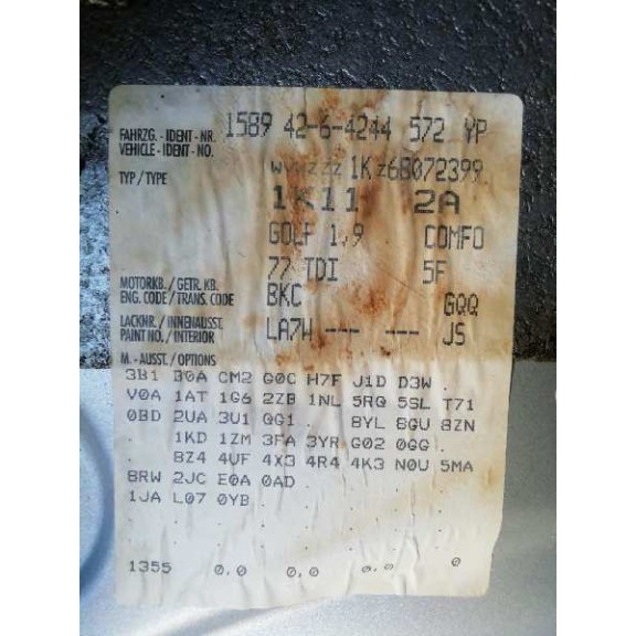 volkswagen golf v berlina (1k1) del año 2006