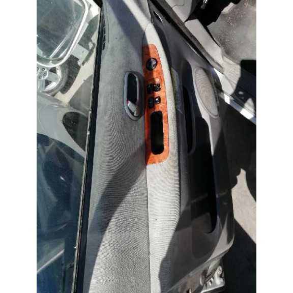 kia carnival ii del año 2003