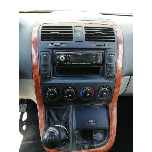 kia carnival ii del año 2003