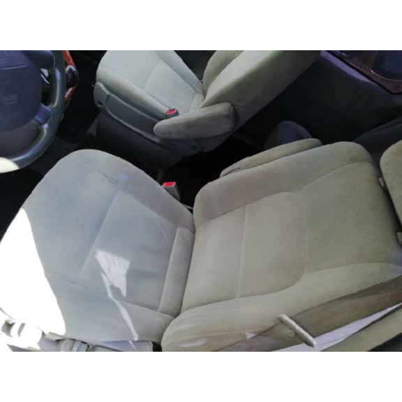 kia carnival ii del año 2003