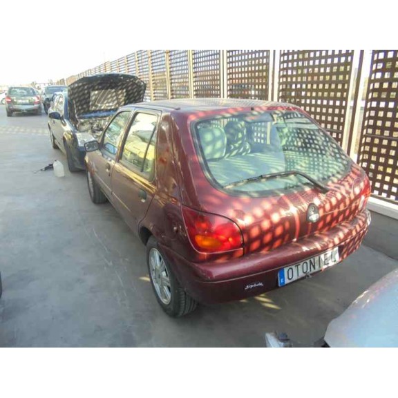 ford fiesta berlina (dx) del año 2002