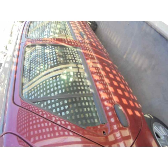 ford fiesta berlina (dx) del año 2002