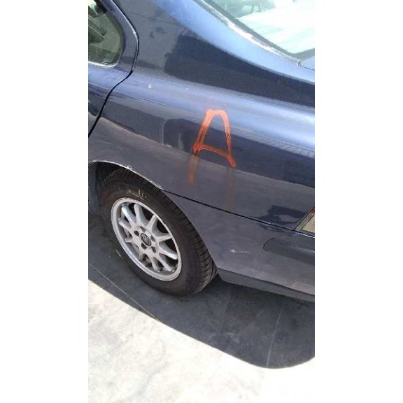 volvo s60 berlina del año 2001