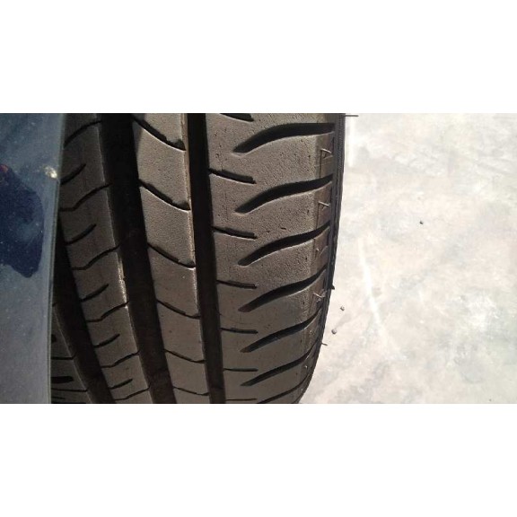 volvo s60 berlina del año 2001