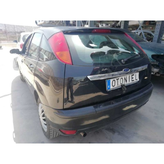 ford focus berlina (cak) del año 2004