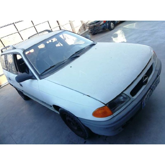 opel astra f caravan del año 1996