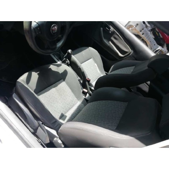 seat ibiza (6l1) del año 2006