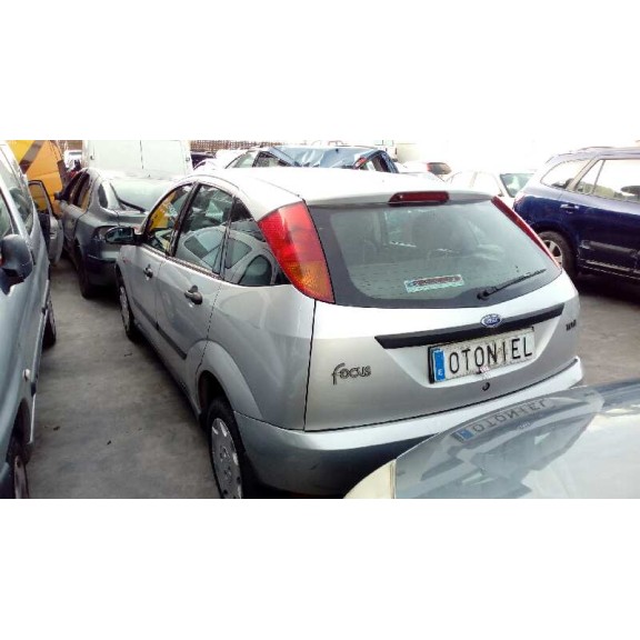 ford focus berlina (cak) del año 1999