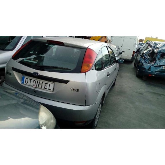 ford focus berlina (cak) del año 1999