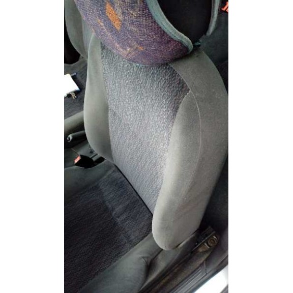 ford focus berlina (cak) del año 1999