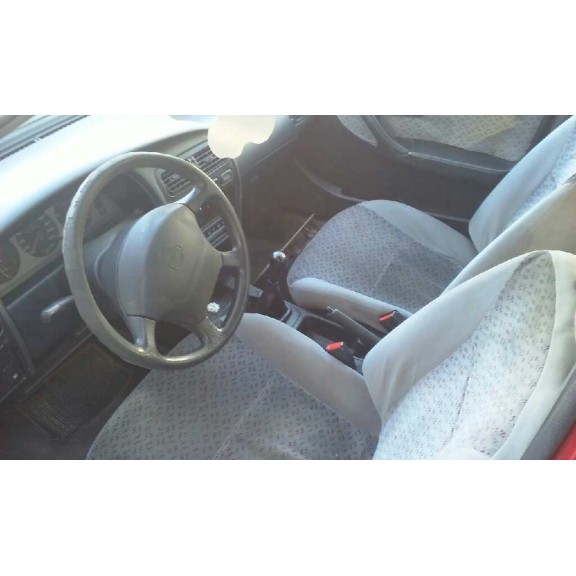 nissan primera berl./familiar (p10/w10) del año 1996