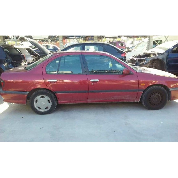 nissan primera berl./familiar (p10/w10) del año 1996