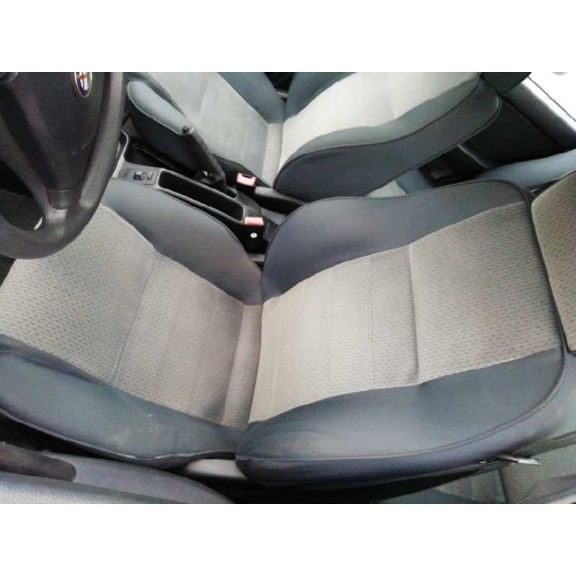 alfa romeo 146 del año 1998