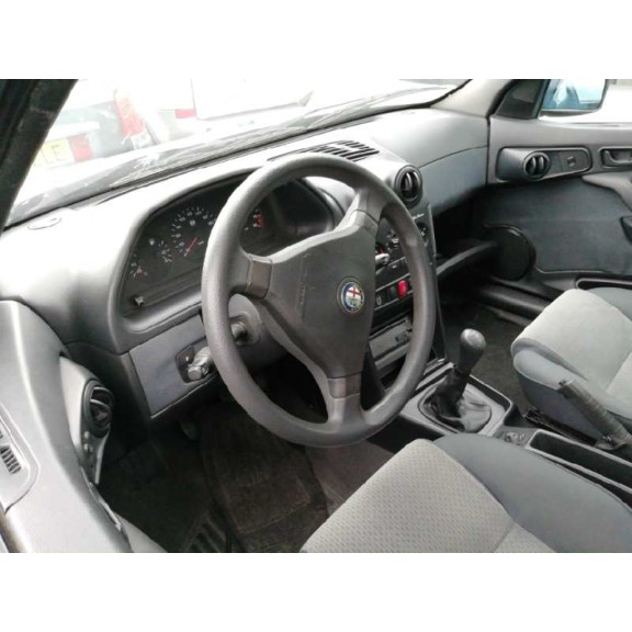 alfa romeo 146 del año 1998