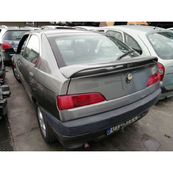 alfa romeo 146 del año 1998