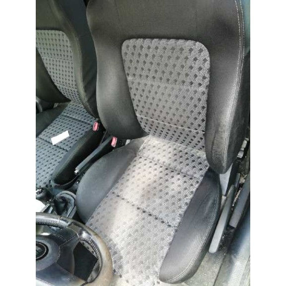 seat leon (1m1) del año 2000