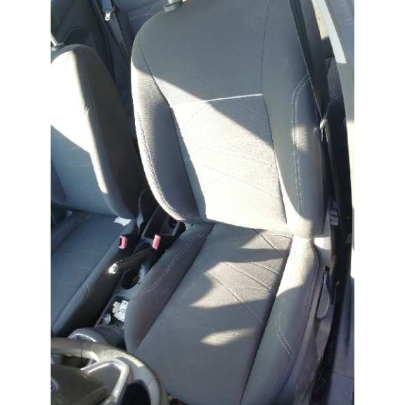 ford fiesta (ccn) del año 2013