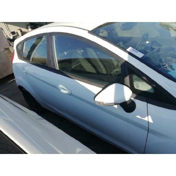 ford fiesta (ccn) del año 2013