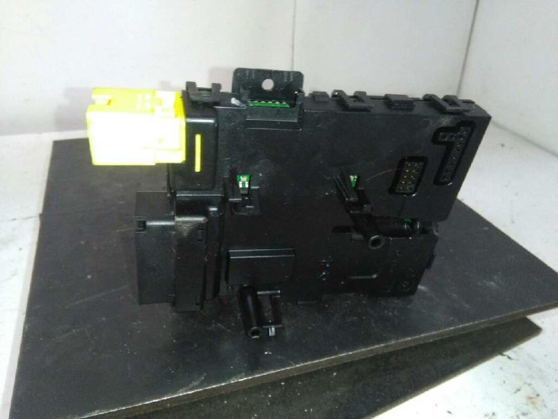Recambio de modulo electronico para volkswagen passat berlina (3c2) highline referencia OEM IAM 3C0953549M DIRECCION 