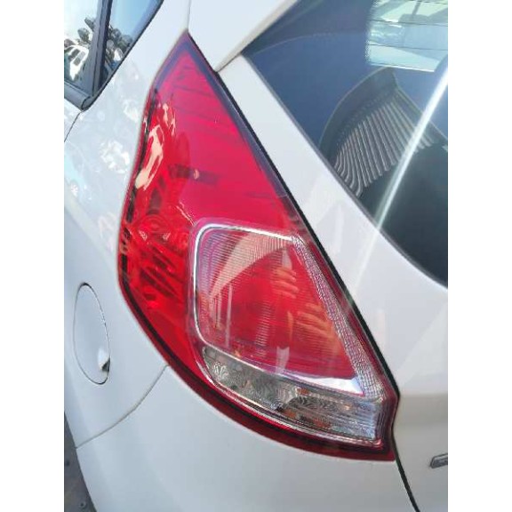 ford fiesta (ccn) del año 2013