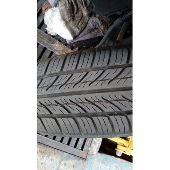 ford fiesta berlina (dx) del año 2000