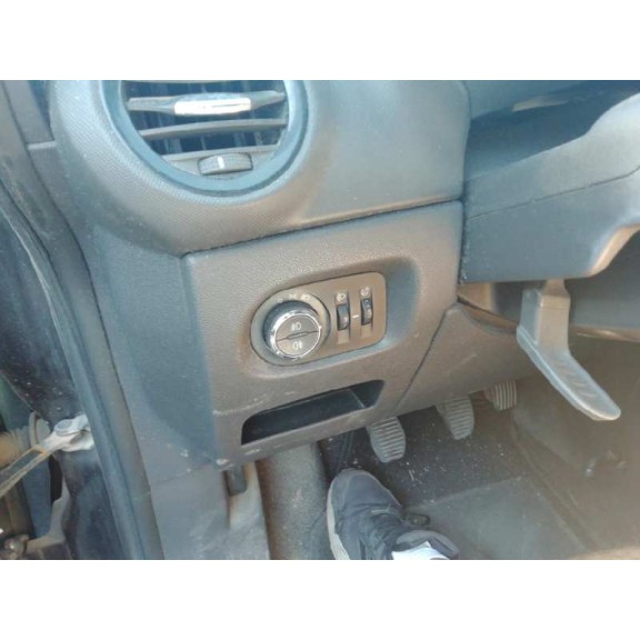 opel corsa d del año 2010