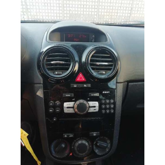 opel corsa d del año 2010