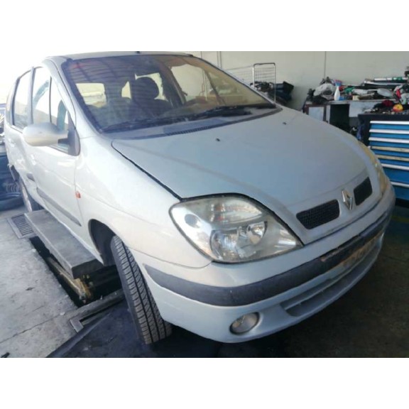 renault scenic (ja..) del año 2002