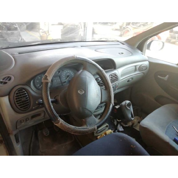 renault scenic (ja..) del año 2002