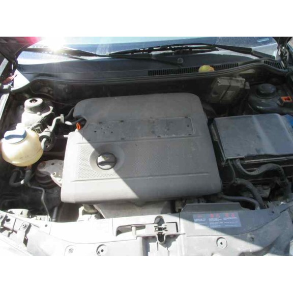 seat ibiza (6l1) del año 2004